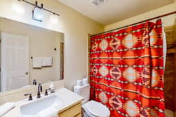 Closson Charmer Apt 2 - Image 5