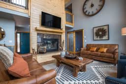 RidgeWalk Lodge & Treehouse - Image 5