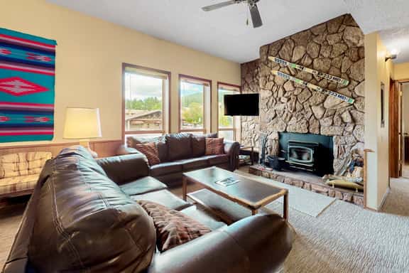 Gold Creek 208 - Image 1