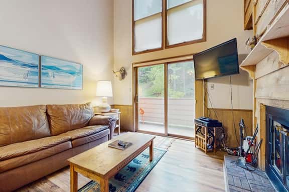 Gold Creek 304 - Image 1