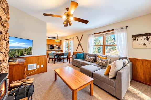 Gold Creek 206 - Image 1