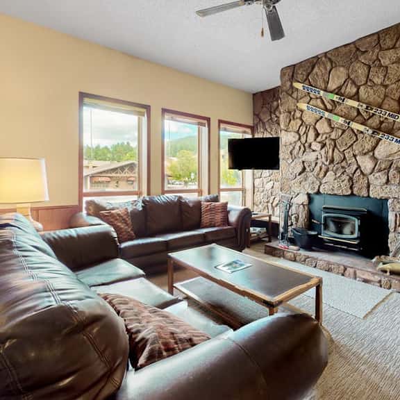 Gold Creek 208 - Image 1