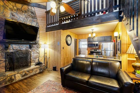 Redwood Commons B12