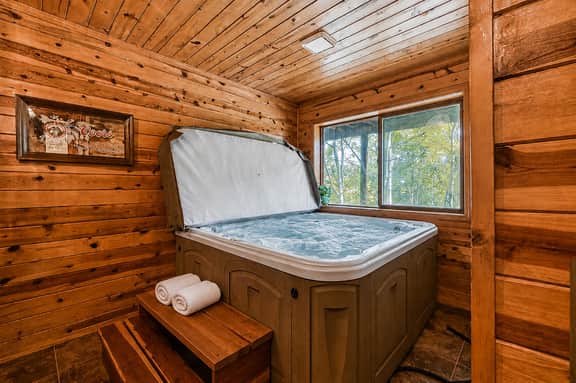 Trailhead Retreat - Image 4