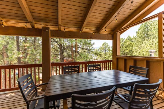 Pine Top Loft - Image 3